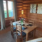בקתה Newland Valley Log