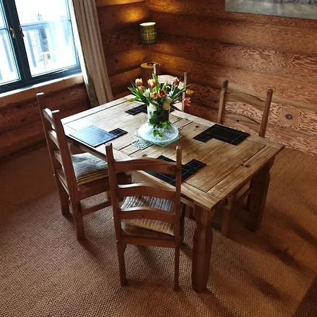 Newland Valley Log * 울버스톤