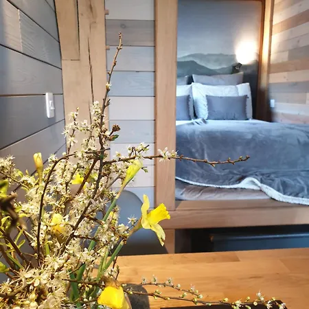 Newland Valley Log * 울버스톤