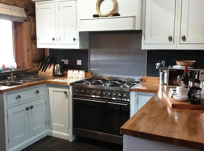 木屋 Newland Valley Log *