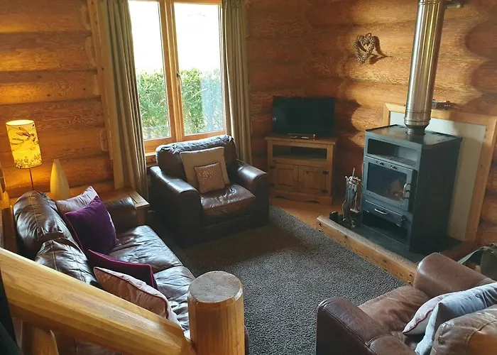 Newland Valley Log Chalet