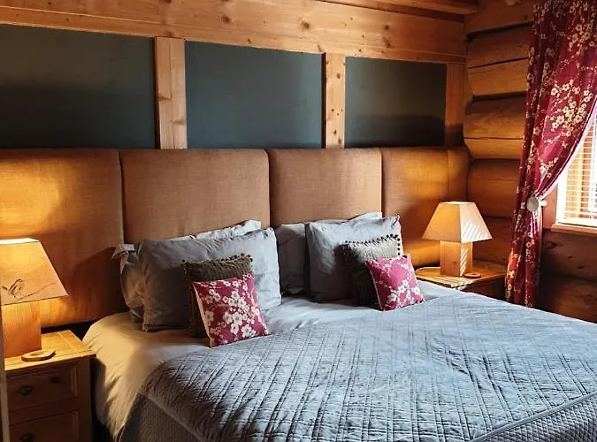 木屋 Newland Valley Log 阿尔弗斯顿