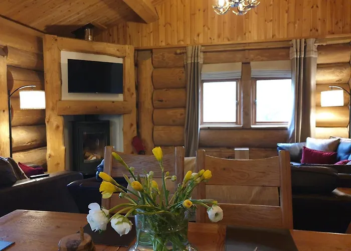 Chalet Newland Valley Log *