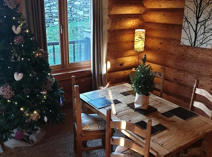 Newland Valley Log *