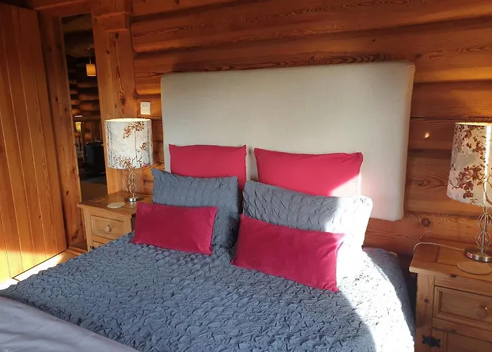 木屋 Newland Valley Log *